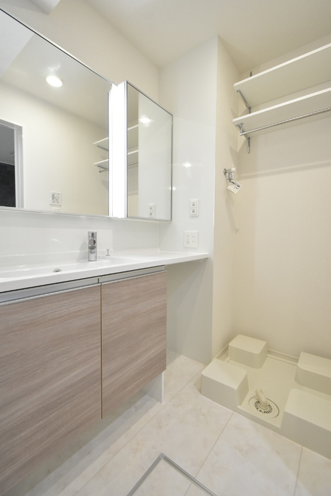 洗面設備　大型洗面台