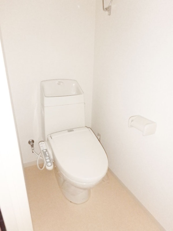 トイレ　温水洗浄便座付き☆（イメージ）