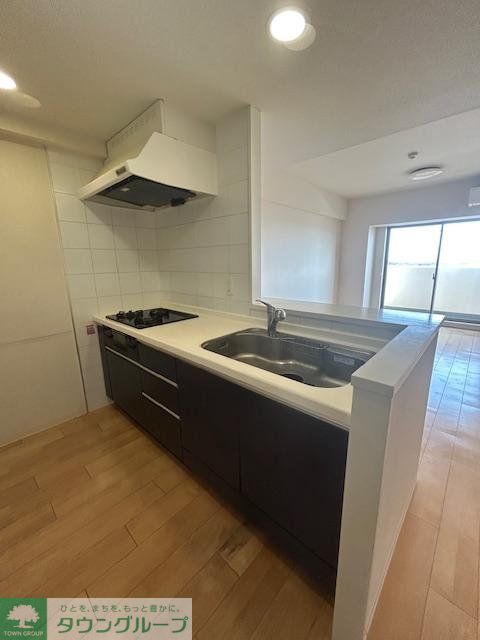 キッチン　バルコニー