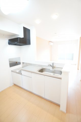 キッチン　※同物件・同タイプの写真です。