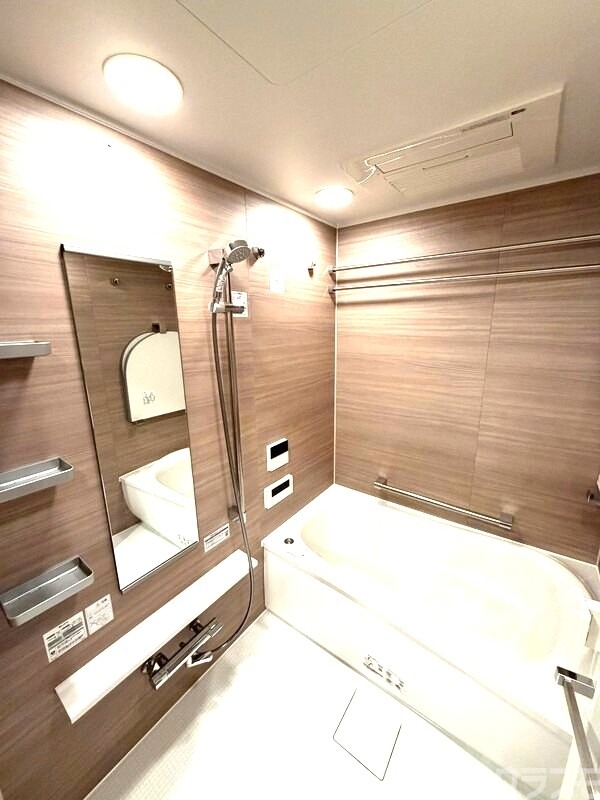 バス・シャワールーム　ゆっくりどうぞ♪