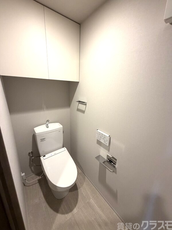 トイレ　冬場も安心の温水洗浄便座！