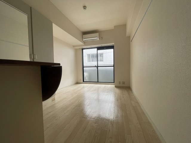 その他部屋・スペース　広くて明るい寝室