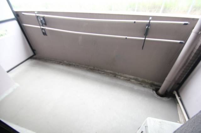 バルコニー　ほかのお部屋の写真になります。