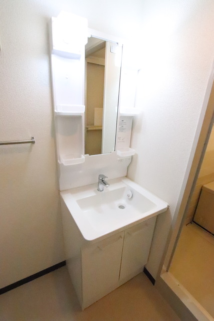 洗面設備　★独立洗面化粧台　朝の身支度を効率よく★