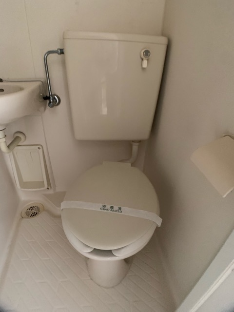 トイレ　浴室内にトイレがあります！