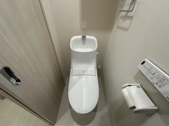 トイレ　※別部屋の写真です