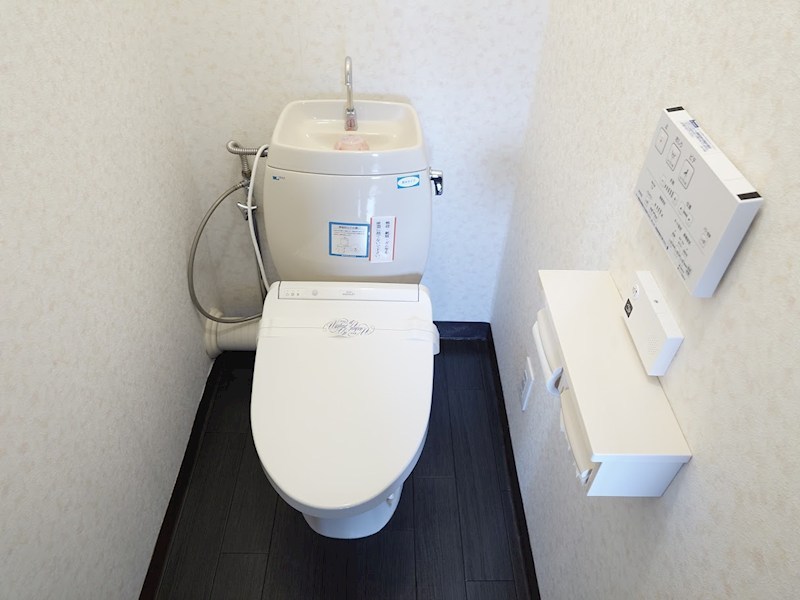 トイレ　イメージ