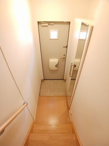 玄関　収納もある玄関です