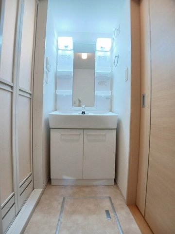 洗面設備　忙しい朝には欠かせない洗面所です