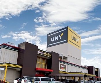 ショッピングセンター　MEGAドン・キホーテ UNY（ショッピングセンター）まで800m