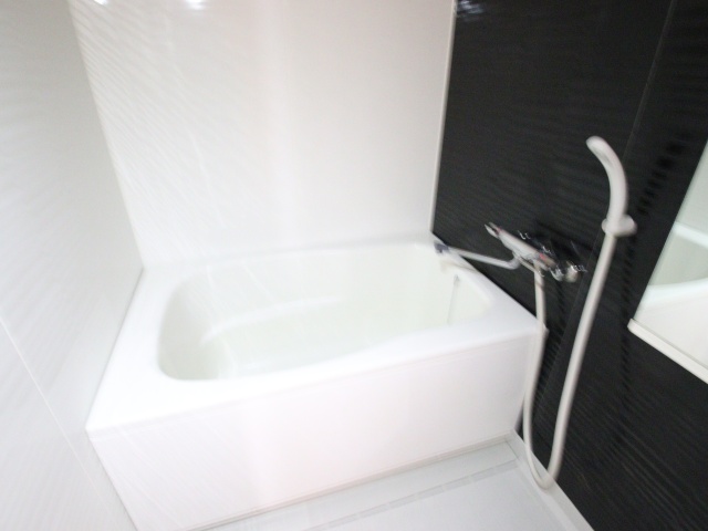 バス・シャワールーム　※別室の参考写真の為、現況優先です。