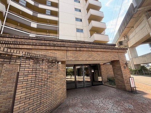 エントランス　エントランス　※2025年8月の写真