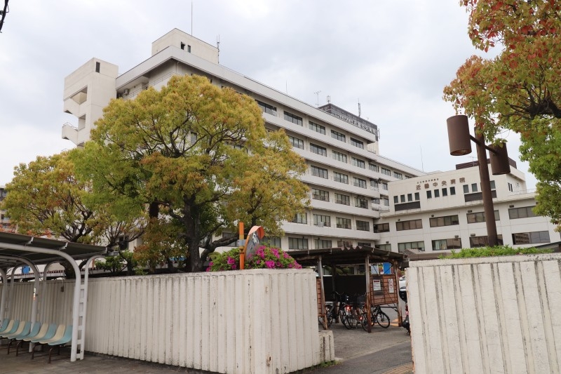病院　公立学校共済組合近畿中央病院（病院）まで2953m