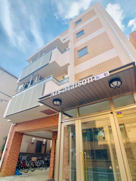 建物外観　外観は落ち着いています