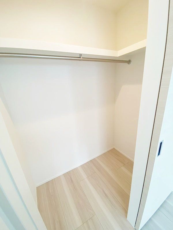 収納　ウォークインクローゼット