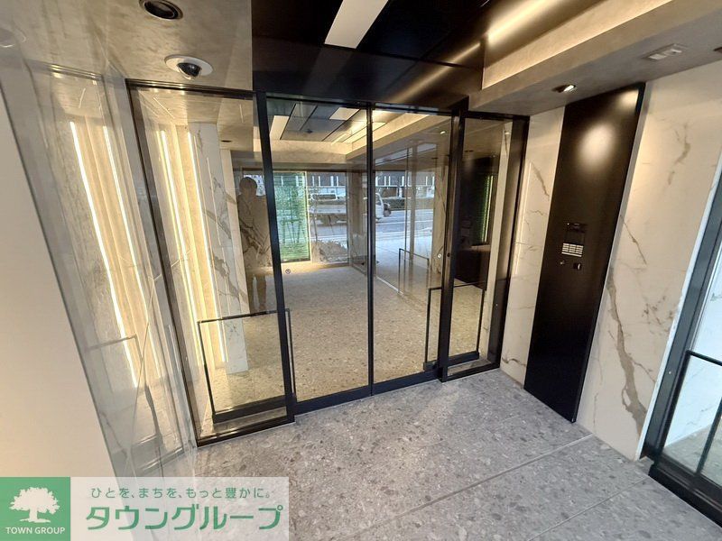 ロビー　エントランス