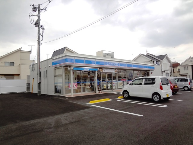 コンビニ　ローソン八王子散田町四丁目店（コンビニ）まで473m