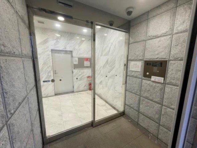 エントランス　エントランス