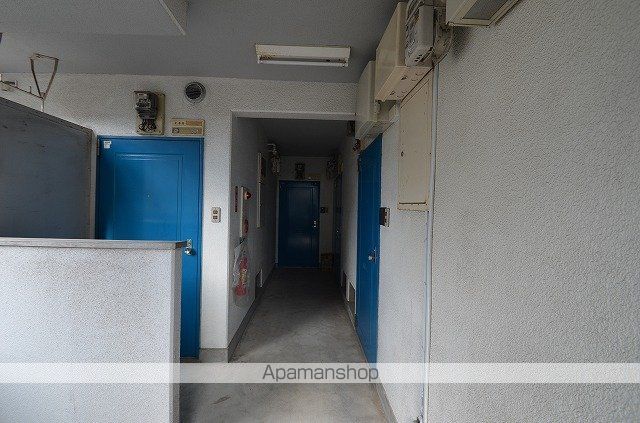 鹿児島市電谷山線 涙橋駅 徒歩7分 5階建 築37年の外観写真