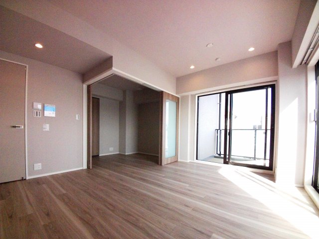 居室・リビング　12.9帖LDK床暖房付き 【エルスタンザ文京白山】