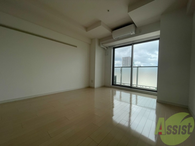 居室・リビング　７．６帖のリビングになります。伸び伸び出来そうですね。