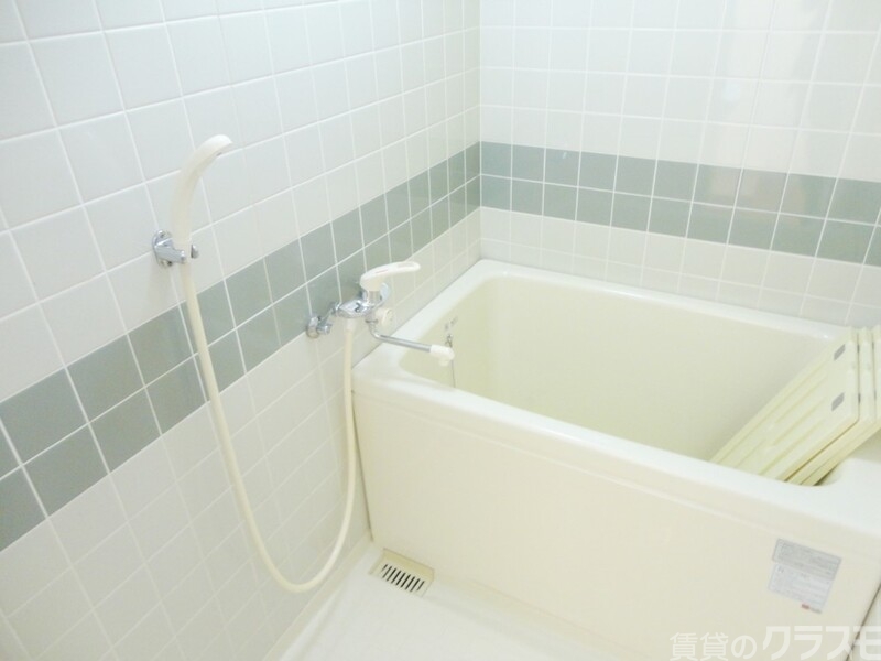 バス・シャワールーム　お風呂はタイルがオシャレ！