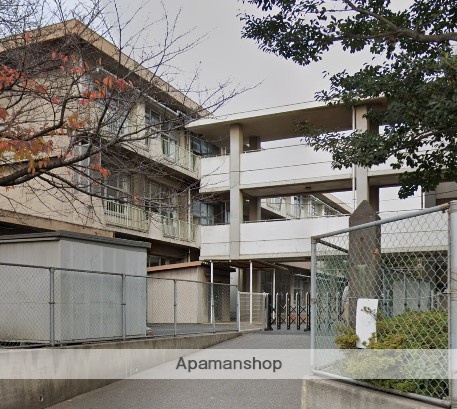 小学校　大分市立日岡小学校（小学校）まで325m