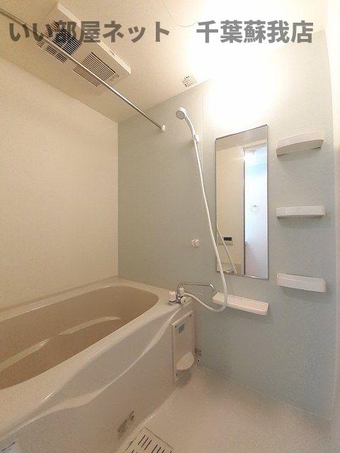 バス・シャワールーム　お風呂です