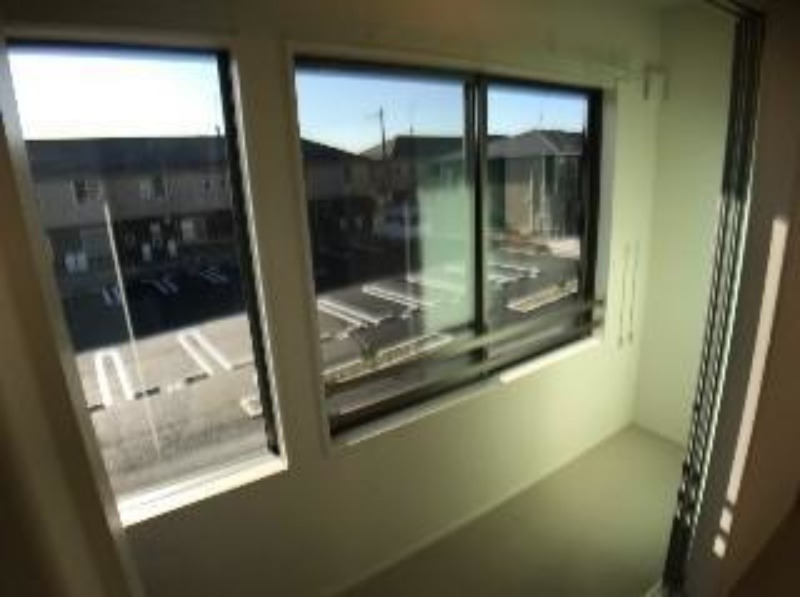 バルコニー　図面と現状に相違がある場合には現状を優先