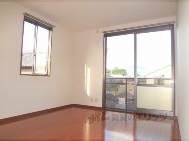 居室・リビング　７帖