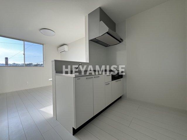 居室・リビング　同物件同室タイプの写真でございます※現況を優先します※