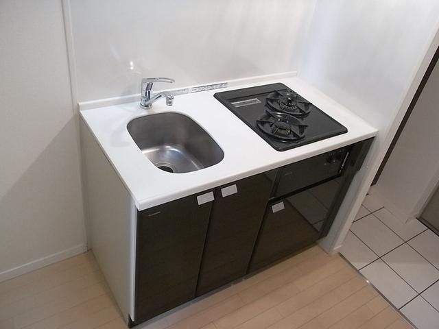 キッチン　２口ガスシステムキッチン