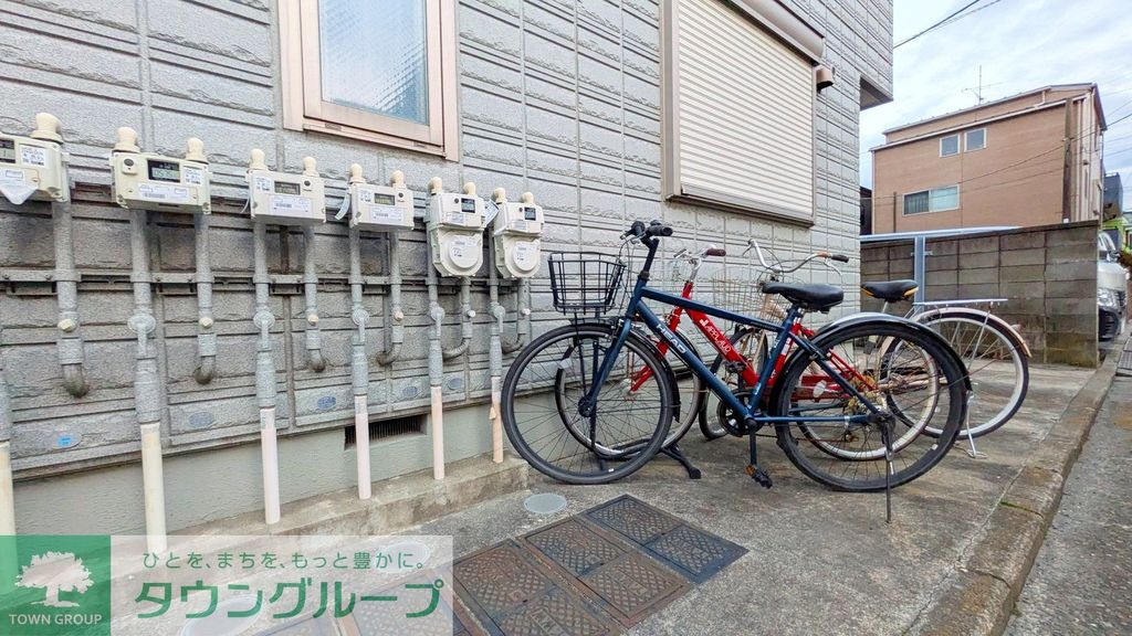 駐車場　駐車場