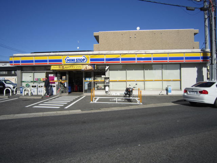 コンビニ　ミニストップ天白半ノ木店（コンビニ）まで271m