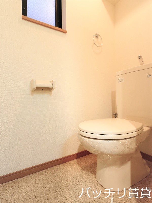 トイレ　同型タイプの為、現状を優先致します。