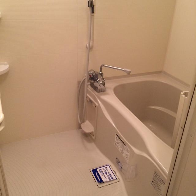 バス・シャワールーム　バストイレ別でおすすめです！