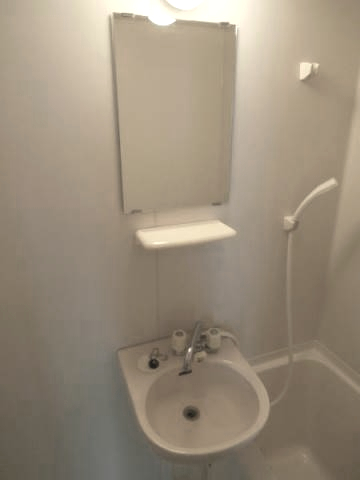 洗面設備　同仕様