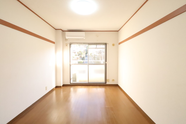 居室・リビング　上階の写真です。