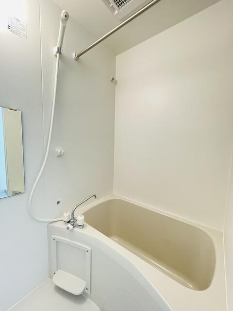 バス・シャワールーム　?