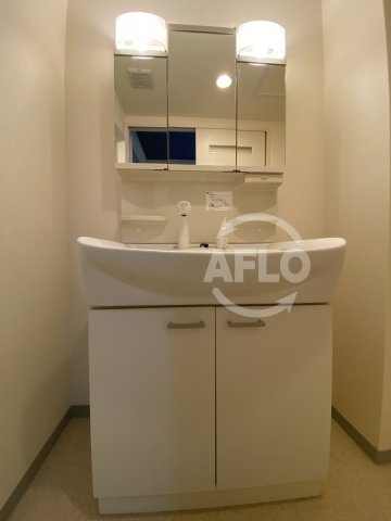 洗面設備　ノースヴィレッジ壱番館　独立洗面化粧台