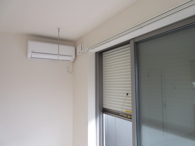 その他　★防犯シャッター　室内物干しフック★