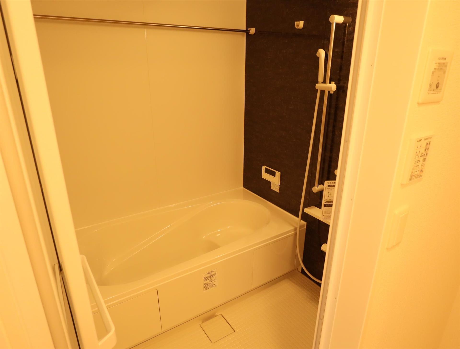 バス・シャワールーム　バス