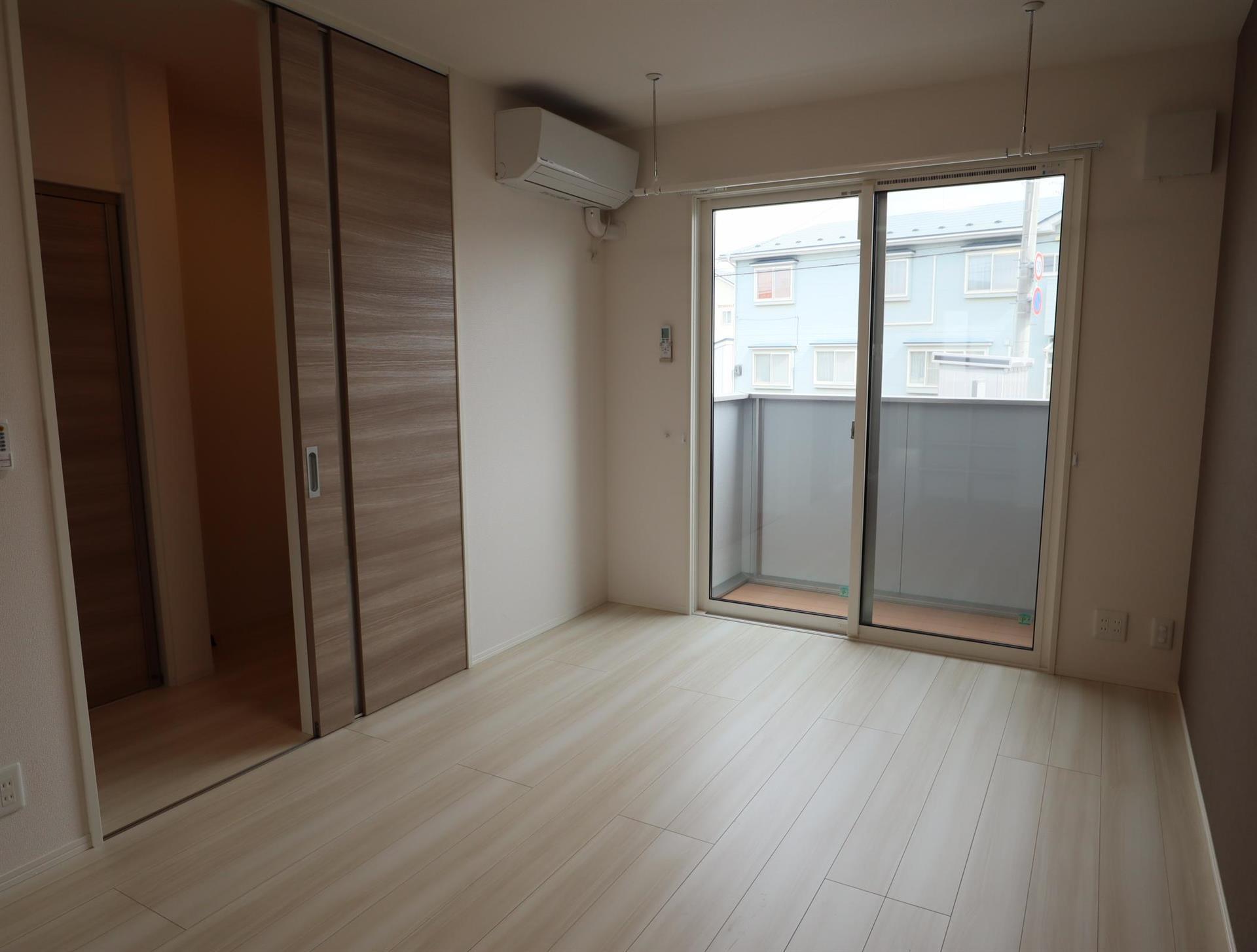 居室・リビング　リビング