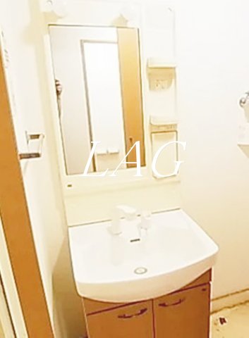 洗面設備　洗面台です。