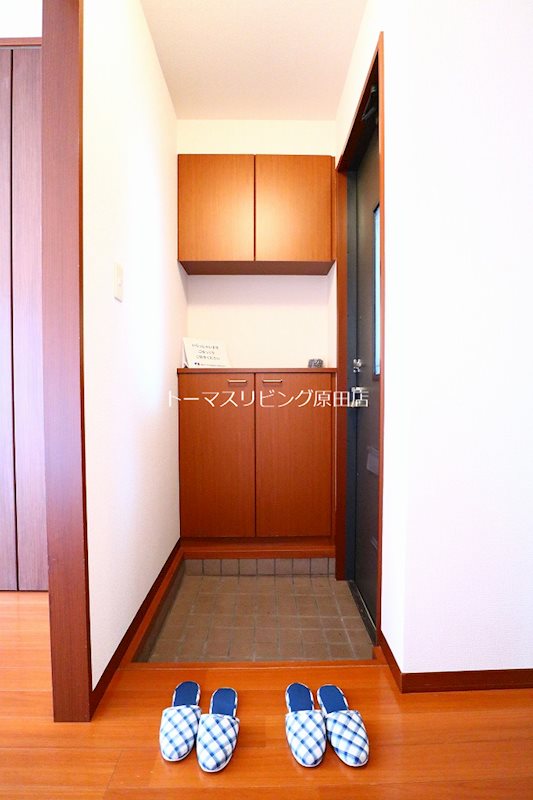 玄関　A101号室写真