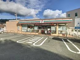 コンビニ　セブンイレブン山口インター店（コンビニ）まで307m
