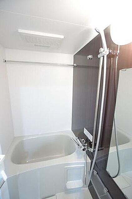 バス・シャワールーム　浴室