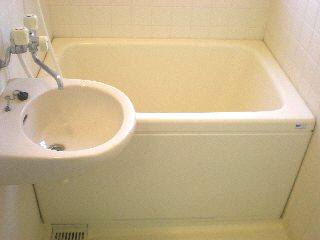 バス・シャワールーム　お風呂です