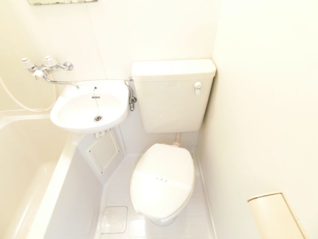 トイレ　同マンションイメージ